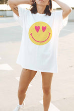 Load image into Gallery viewer, LOVELY SMILEY FACE GRAPHIC TEE
